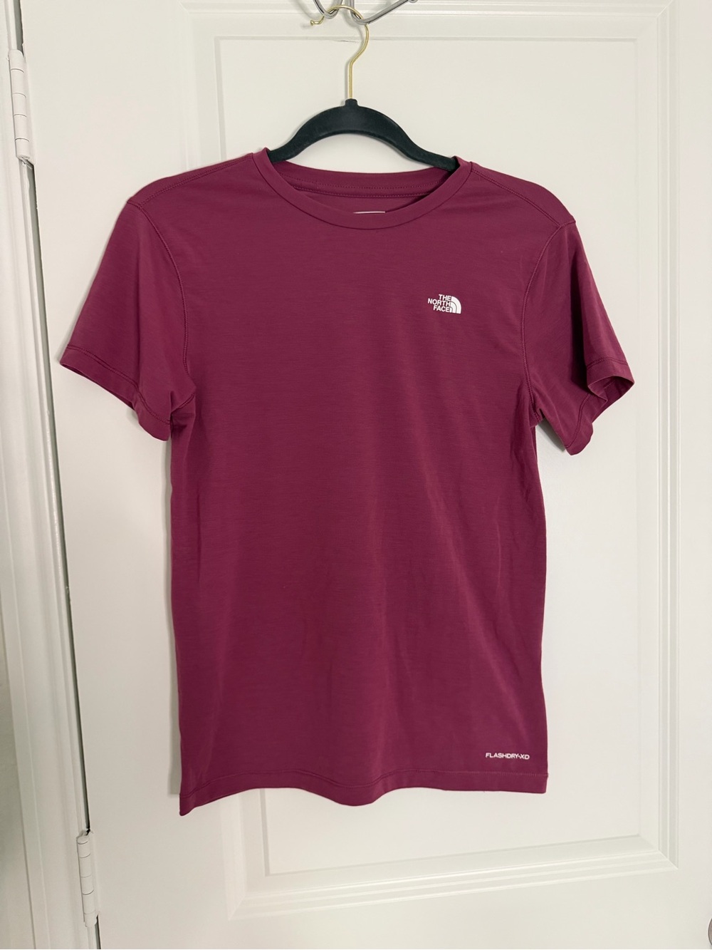 The North Face Short Sleeve Tee in Berry